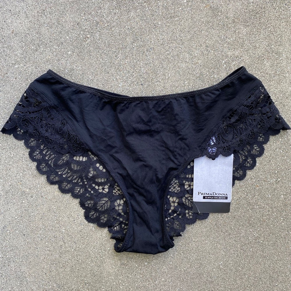 Prima Donna black lace panty NWT